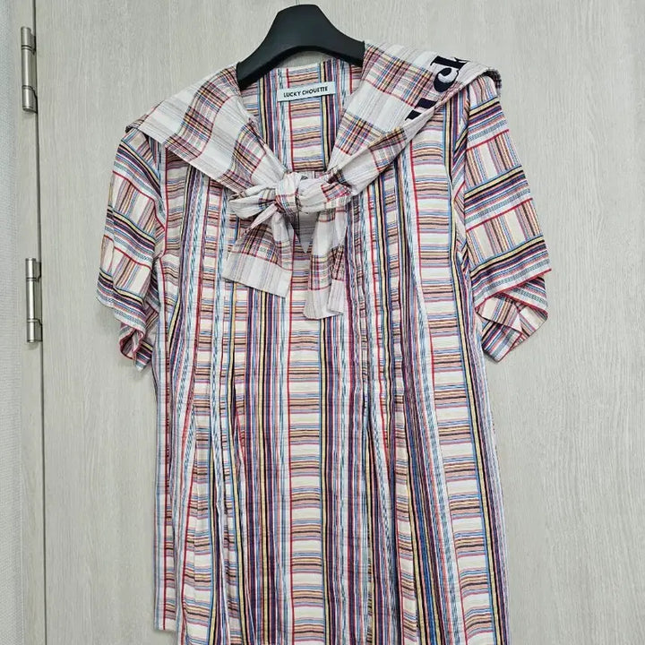 [BUNJANG] Lucky Chouette Checked Short Sleeve Blouse Size 36 / 럭키슈에뜨 체크 리본 블라우스 36