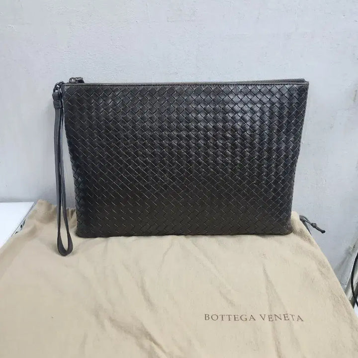 [BUNJANG] Bottega Veneta Intrecciato Clutch Bag (Dark Brown) / (정품) 보테가베네타 인트레치아토 클러치백 (다크브라운)