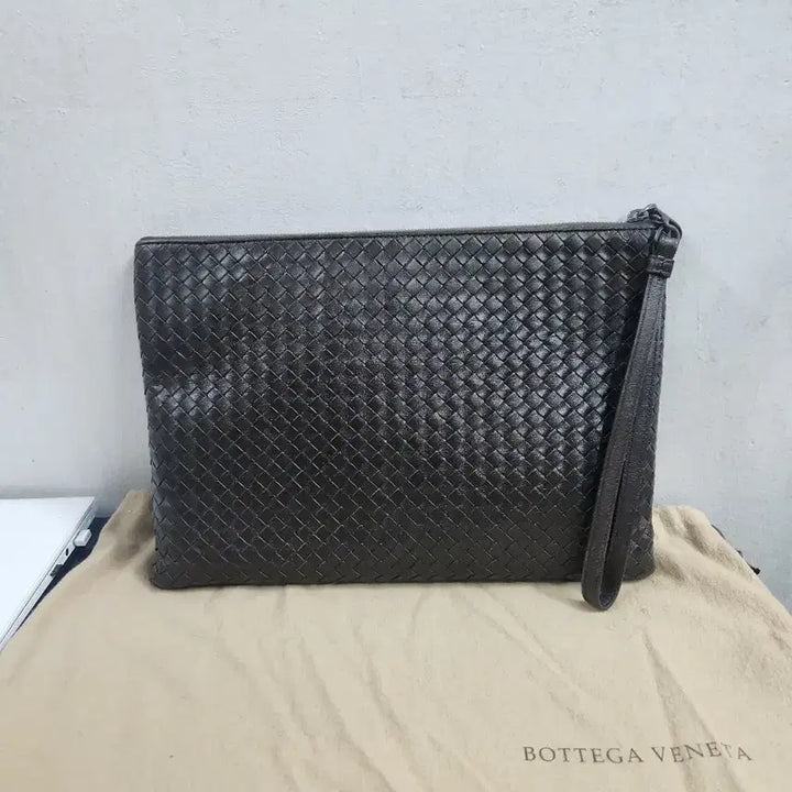 [BUNJANG] Bottega Veneta Intrecciato Clutch Bag (Dark Brown) / (정품) 보테가베네타 인트레치아토 클러치백 (다크브라운)