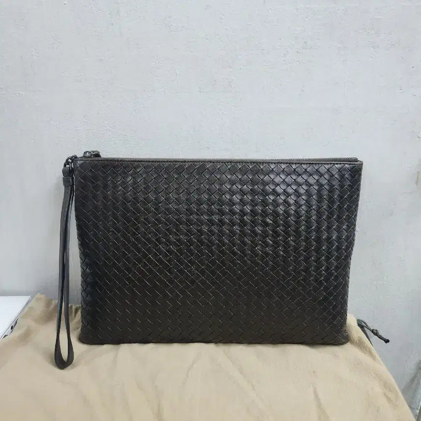 [BUNJANG] Bottega Veneta Intrecciato Clutch Bag (Dark Brown) / (정품) 보테가베네타 인트레치아토 클러치백 (다크브라운)