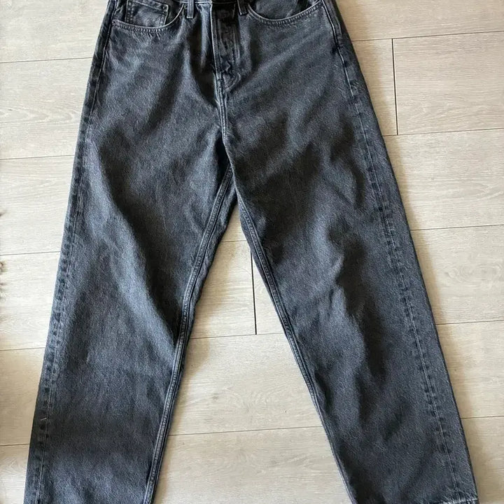 [BUNJANG] COS Rider Black Denim Jeans Size 29 / Cos 코스 rider 데님 29