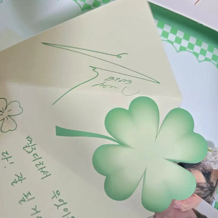 [BUNJANG] BTOB Wind and Wish Lee Minhyuk Album Photocard / 비투비 윈드 앤 위시 Wind and Wish 포카 앨범 이민혁 처분