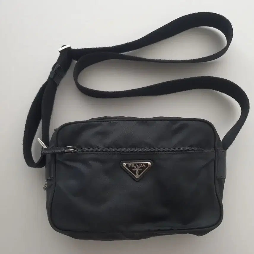 [BUNJANG] Prada Black Nylon Camera Crossbody Bag / 프라다 블랙 나일론 카메라 크로스백