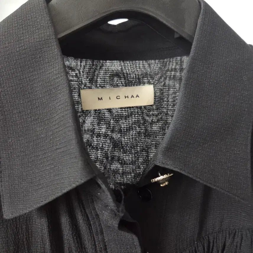 [BUNJANG] MICHAA Ruffle Sleeve Blouse / 미샤 MICHAA 러플 소매 블라우스
