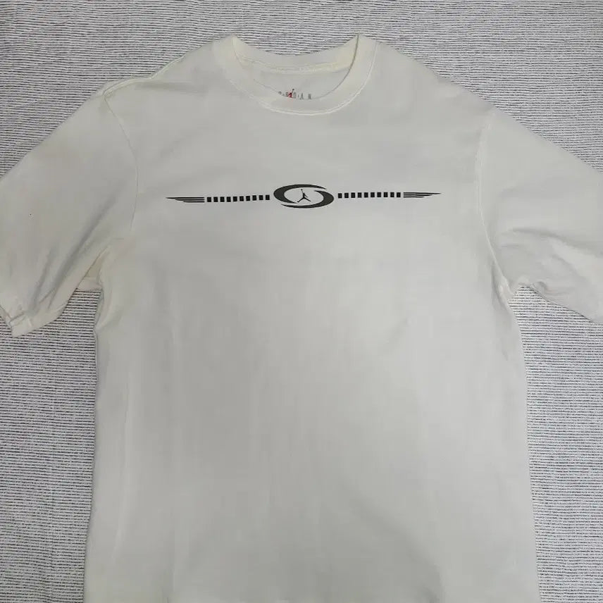 [BUNJANG] Jordan x Travis Scott Collaboration T-Shirt Size S / 조던 x 트래비스 스캇 티셔츠 세일 s사이즈