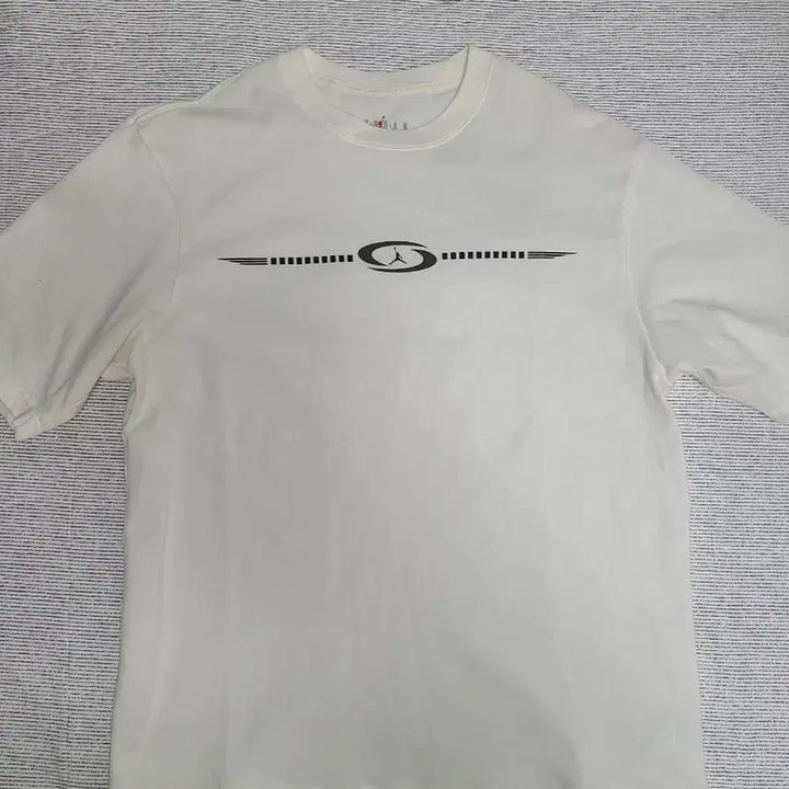[BUNJANG] Jordan x Travis Scott Collaboration T-Shirt Size S / 조던 x 트래비스 스캇 티셔츠 세일 s사이즈
