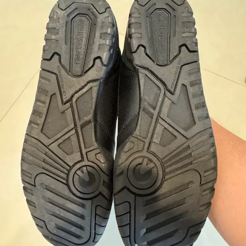 [BUNJANG] New Balance 550 Triple Black Sneakers (290mm, D Width) / 뉴발란스550 트리플블랙 290