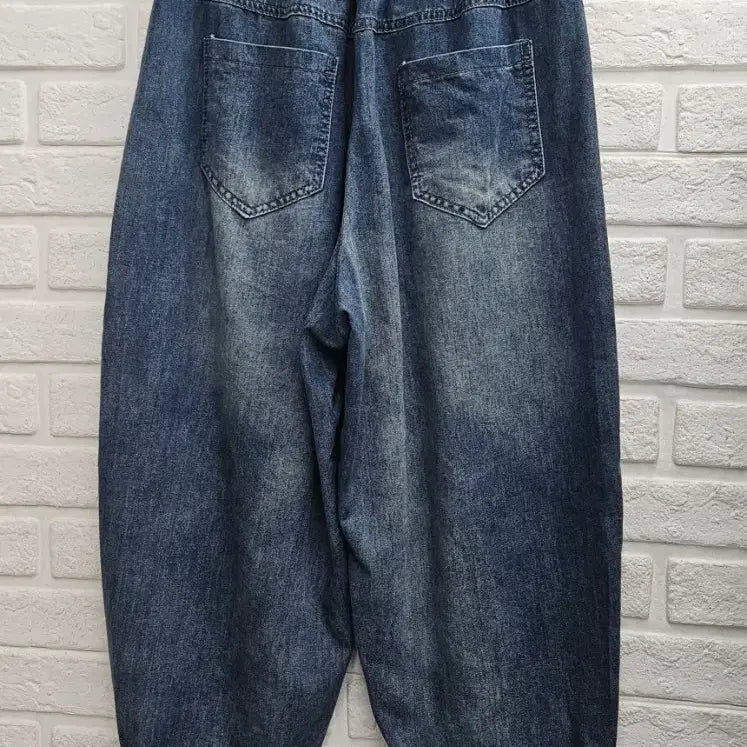 [BUNJANG] Cat Character Denim Baggy Pants / A4399  고양이 캐릭터 데님 배기 팬츠
