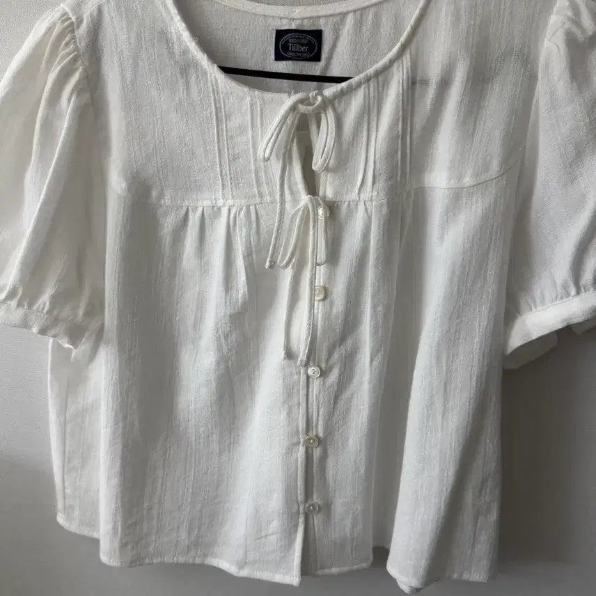 [BUNJANG] Tilbury Sage Yoke Blouse - Ivory / 틸버 세이지 요크 블라우스