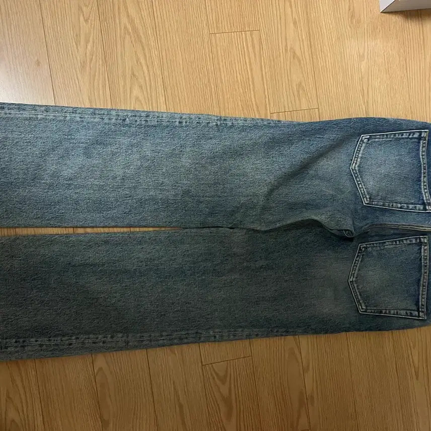[BUNJANG] Solid Homme Straight Leg Jeans (Mid-Blue, Size 46) / 솔리드옴므 중청 스트레이트 진 (46)