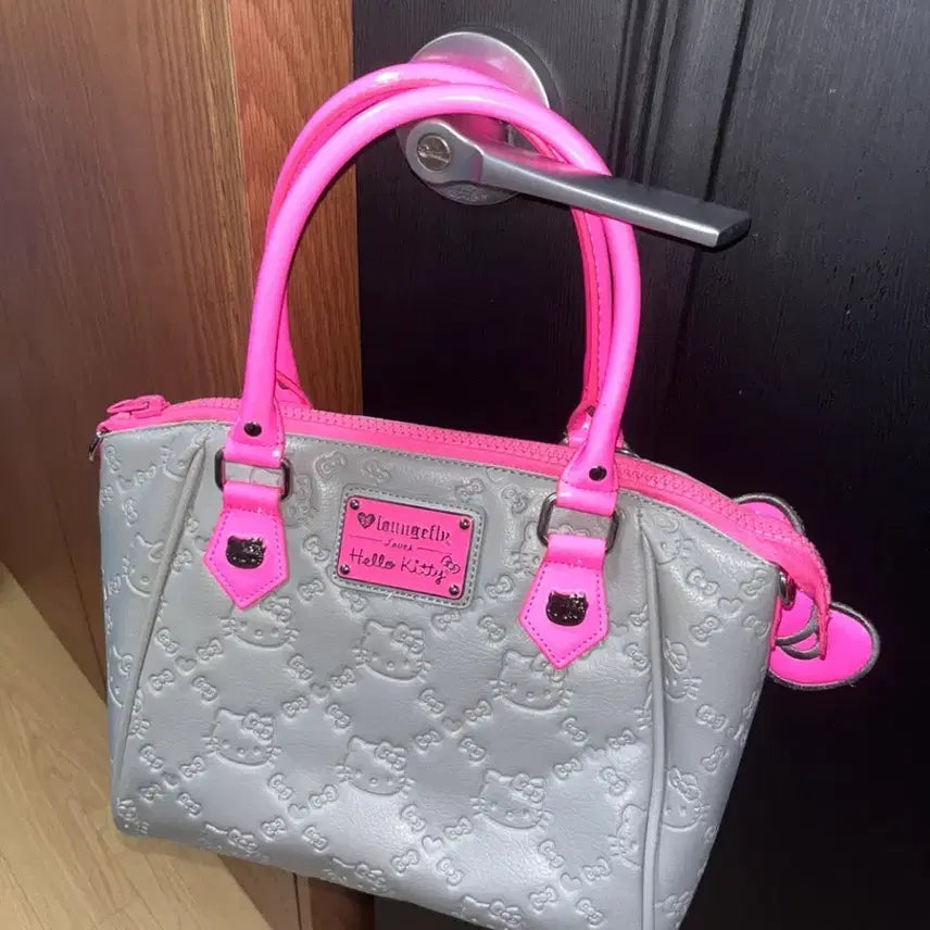 [BUNJANG] Loungefly x Hello Kitty Bag / 헬로키티 가방 백 Loungefly loves hello kitty