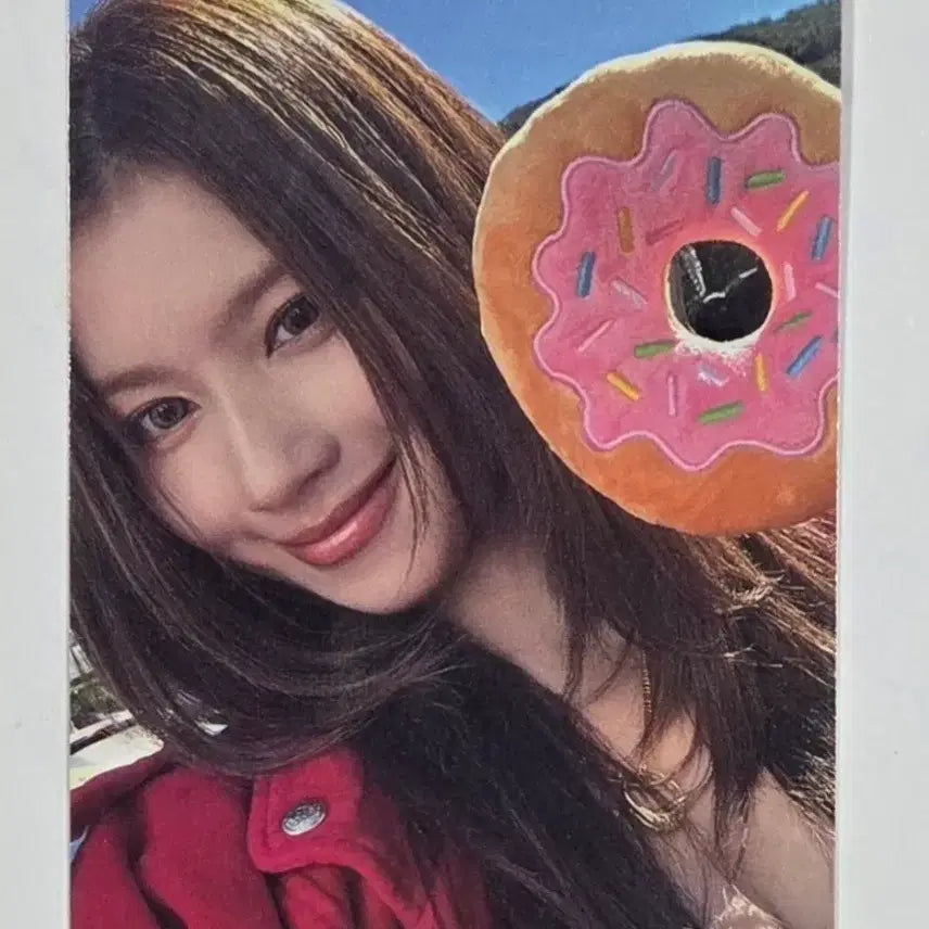 [BUNJANG] TWICE Sana STRATEGY Soundwave Lucky Draw Photocard / TWICE 트와이스 사나 STRATEGY 사운드웨이브 럭키드로우 포카