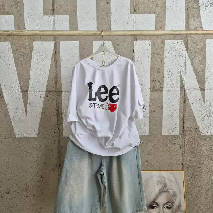 [BUNJANG] Unisex Oversized T-Shirt with Lee Logo and Heart Print / 오버핏 명품스러운 반팔티셔츠(공용