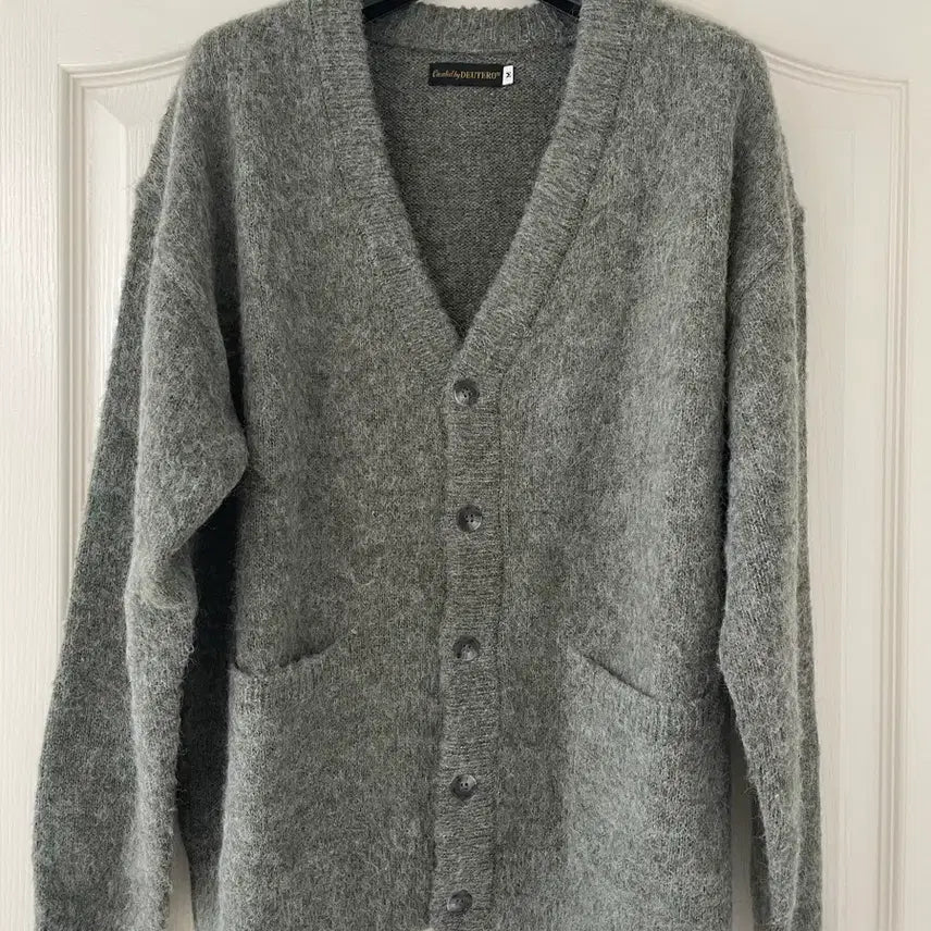 [BUNJANG] Duterro Comfy Cardigan Olive Khaki (M) / 듀테로 콤피 가디건 M