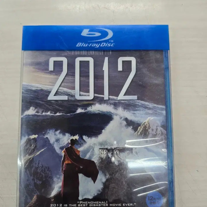 [BUNJANG] 2012 Action Foreign Film DVD / [DVD](블루레이) 액션외국영화 "2012" 판매합니다.
