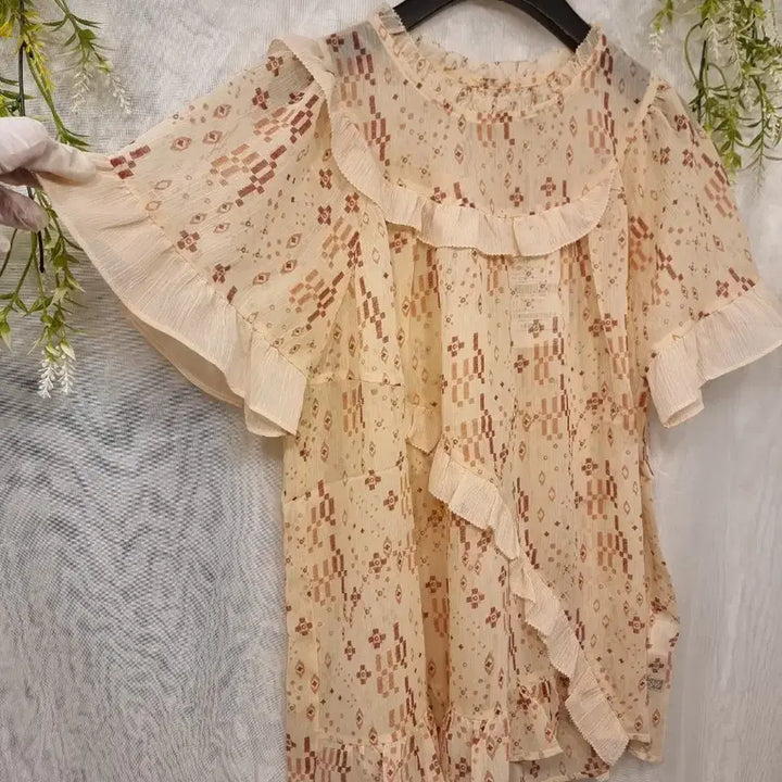 [BUNJANG] Thursday Island S Mixed Pattern Short Sleeve Blouse / 새상품 S 배색 믹스 패턴 반팔 블라우스 써스데이아일랜드