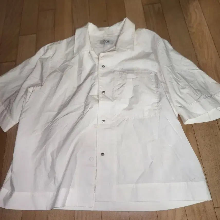 [BUNJANG] COS White Short-Sleeve Shirt (M) / COS 코스 화이트 반팔 셔츠 M사이즈입니다