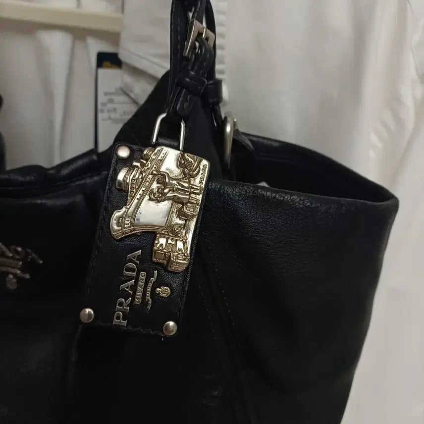 [SOLD OUT] 정품 프라다 숄더백