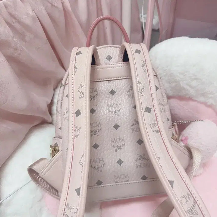 [BUNJANG] MCM Powder Pink Mini Backpack / Mcm엠씨엠 파우더핑크 미니 백팩 당일배송가능양지뢰지뢰계리즈리사