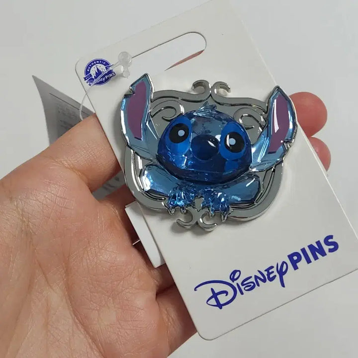[BUNJANG] Disney Stitch 3D Pin Badge New / 디즈니 스티치 입체 핀뱃지 새상품