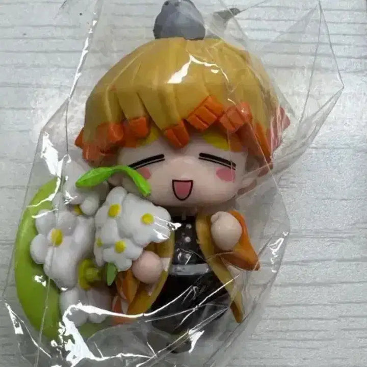 [BUNJANG] Pop Mart Demon Slayer Flower Series Zenitsu &amp; Shinobu Bundle / 팝마트 정품 귀멸의칼날 탄생화 시리즈 젠이츠 판매합니다