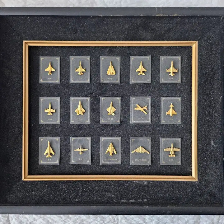 [BUNJANG] Korean Air Force Fighter Jet Badge Framed Display / 공군 전투기 뱃지 액자