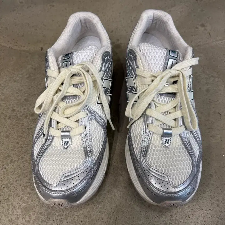 [BUNJANG] New Balance 1906 Metallic Silver M1906ree / 뉴발란스1906 메탈릭실버 m1906ree