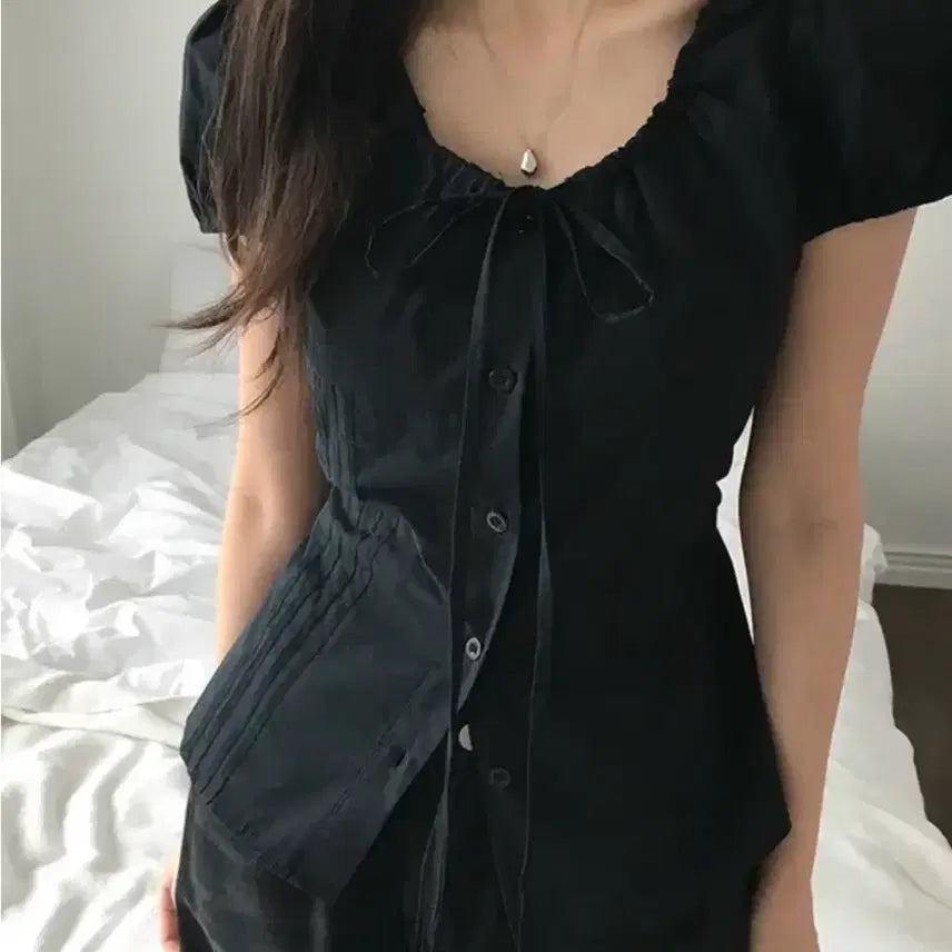 [BUNJANG] Short Sleeve Puff Blouse / 반팔 퍼프 블라우스