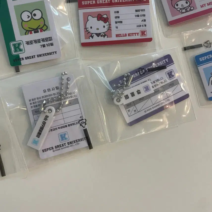 [BUNJANG] Sanrio Character Student ID Card Keychain (Cinnamoroll, Hello Kitty, Keroppi, Little Twin Stars, Kuromi, My Melody, Tuxedo Sam) / 키티 케로피 리틀트윈스타 쿠로미 마이멜로디 턱시도샘 시나모롤학생증키링