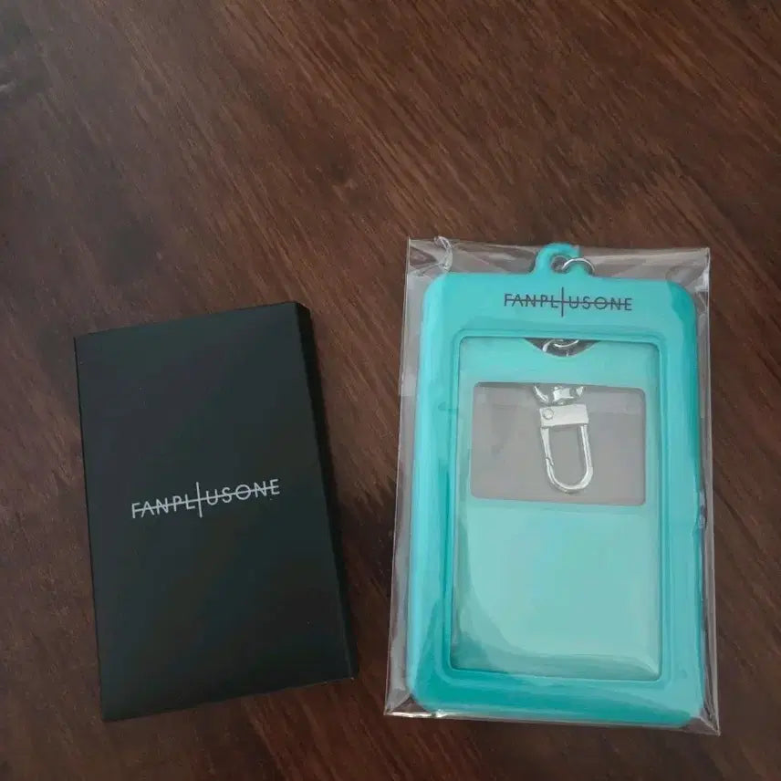 [BUNJANG] G-Dragon Family Kit Photocard &amp; Photocard Holder Bundle Set / 지드래곤 팸키트 포카&amp;포카홀더 일괄