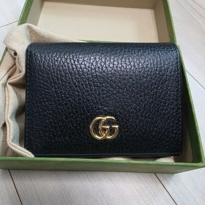 [BUNJANG] Gucci GG Marmont Bi-Fold Wallet / 정품 구찌 GG 마몽 반지갑