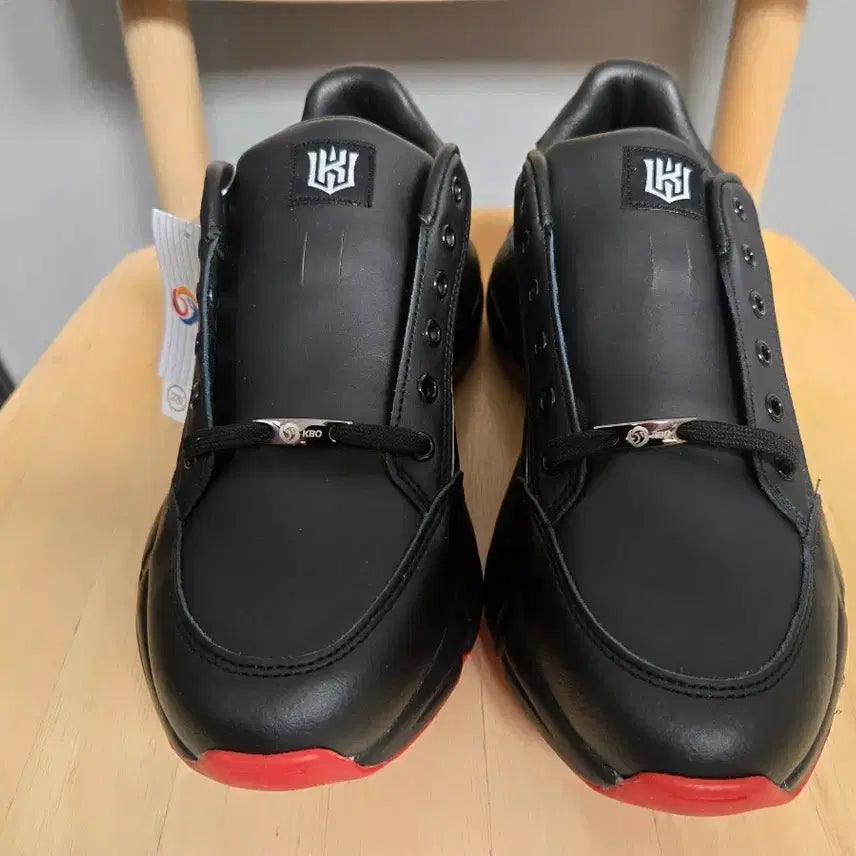 [BUNJANG] KT Wiz KBO Sneakers Size 270 / kt 위즈 kbo 운동화 270 새제품