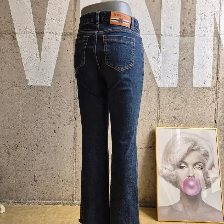 [BUNJANG] Egoist Spandex Bootcut Cut-Out Jeans (Size M) / 에고이스트 스판 부츠컷 컷팅진바지(PT2