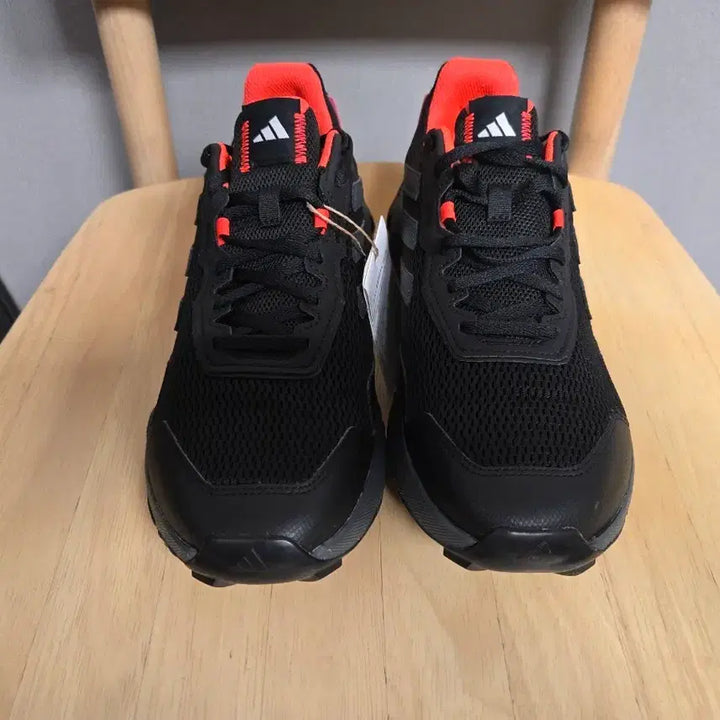 [BUNJANG] Adidas Terrex Tracerocker Shoes Size 270 / 아디다스 트레이스파인더 270 운동화 새제품