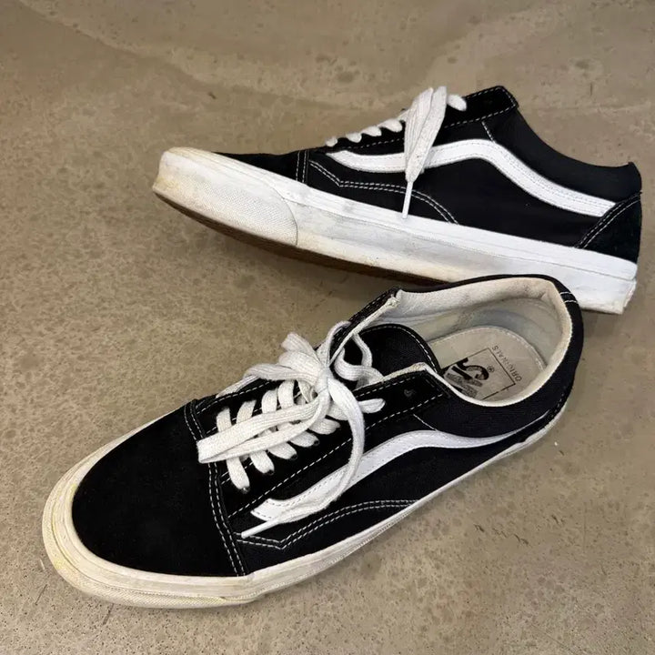 [BUNJANG] Vans Vault Old Skool LX Sneakers (285) / 반스 볼트 올드스쿨 LX 285