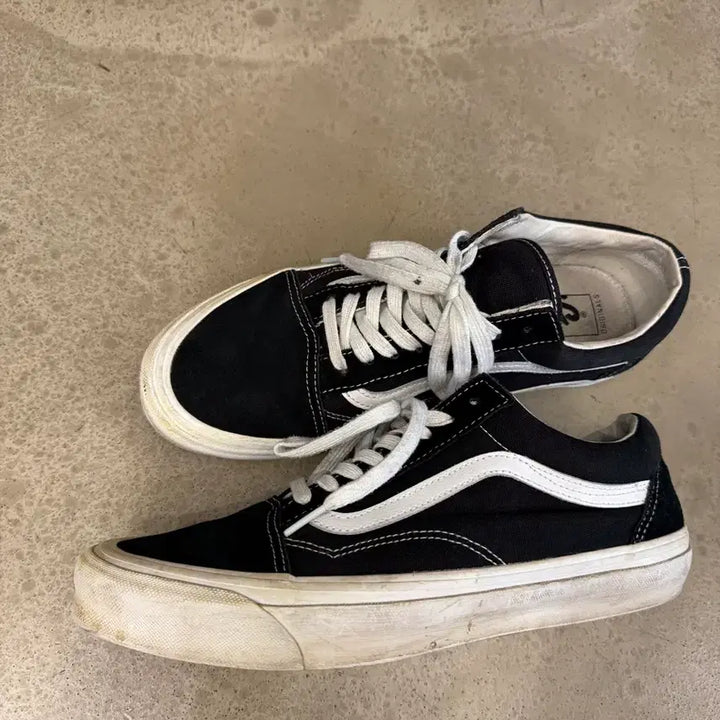 [BUNJANG] Vans Vault Old Skool LX Sneakers (285) / 반스 볼트 올드스쿨 LX 285