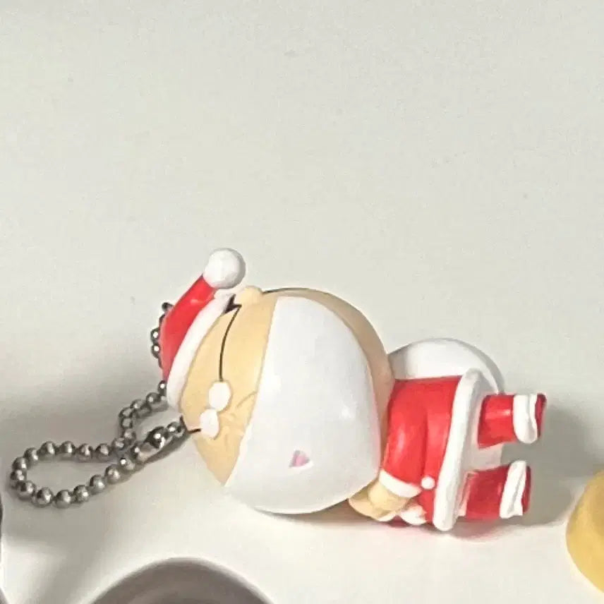 [BUNJANG] Ata Mamma Santa Oh Young-Bok Keychain (Classic Christmas Edition) / 고전 크리스마스 아따맘마 산타 오영복 키링