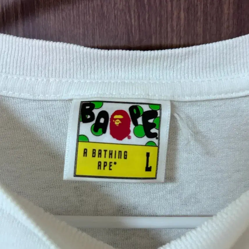 [BUNJANG] BAPE Bearbrick T-Shirt L / 베이프 베어브릭 반팔 L (택포)