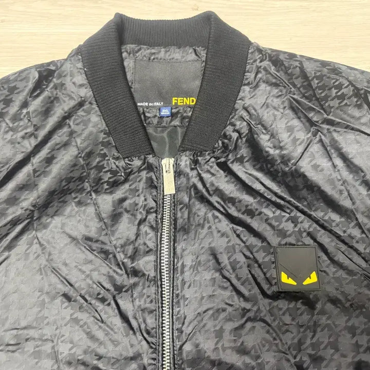 [BUNJANG] Fendi Black Bomber Jacket Houndstooth Pattern Monster Logo Patch 2XL / [2XL] 펜디 블랙 봄버 자켓