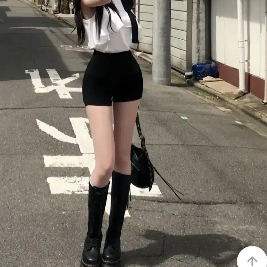 [BUNJANG] Basic Span High-Waist Shorts (L) / 쫀득핏 베이직 스판 쫀쫀 핏 하이웨스트 반바지 (L)