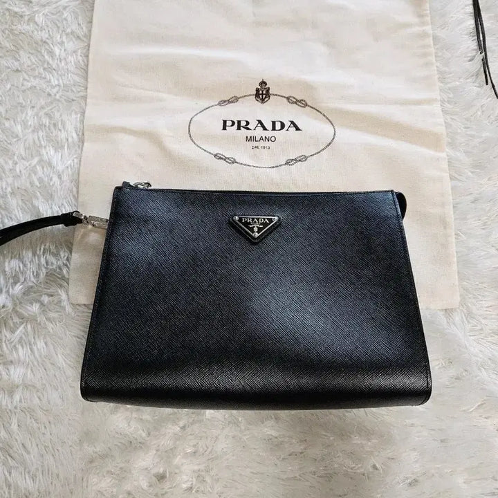 [BUNJANG] Authentic Prada Saffiano Leather Clutch Bag Black / 정품 프라다 사피아노 블랙 클러치 백