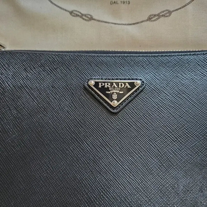 [BUNJANG] Authentic Prada Saffiano Leather Clutch Bag Black / 정품 프라다 사피아노 블랙 클러치 백