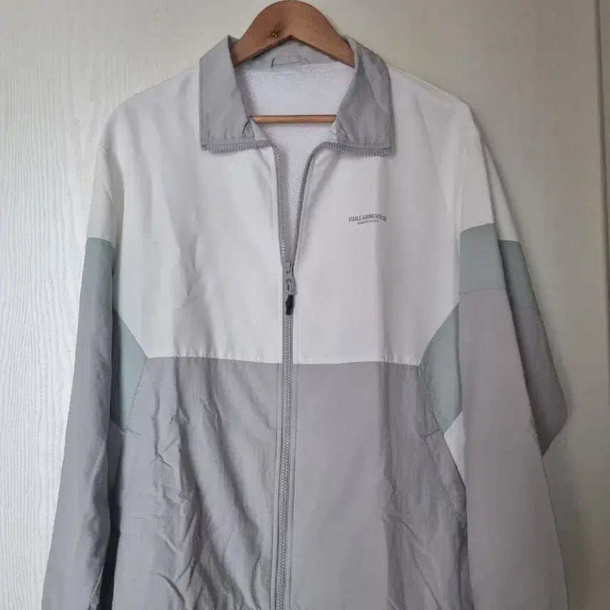 [BUNJANG] SPAO Color-Block Windbreaker (Unisex S/90) / 스파오 배색윈드브레이커(남여공용S/90)