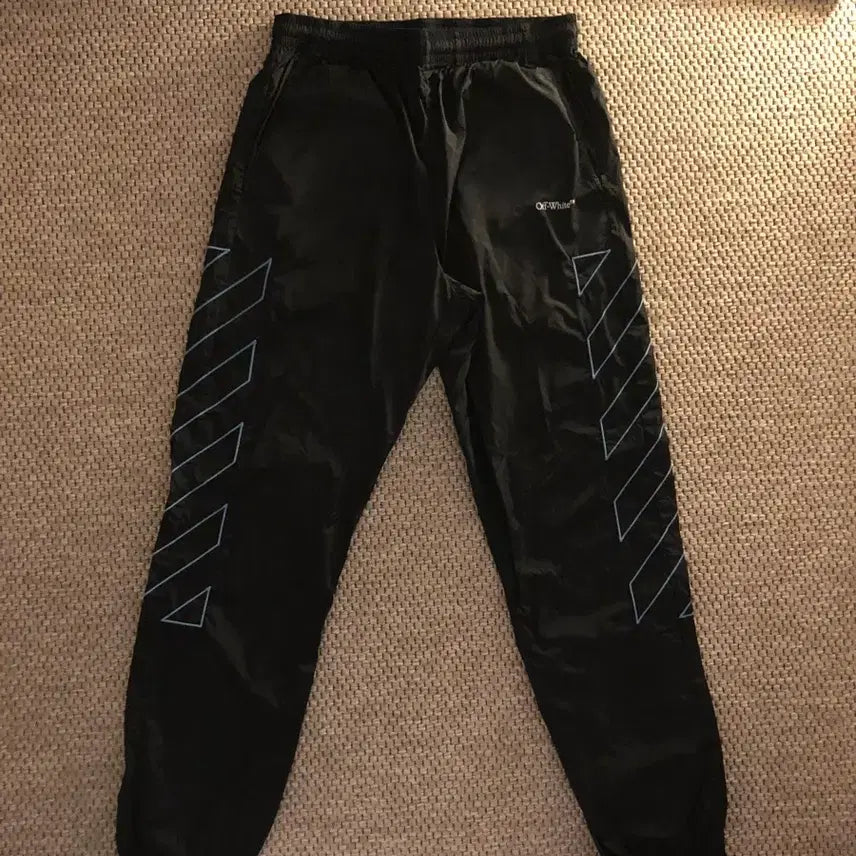 [BUNJANG] Off-White Black Training Pants (Size M) / 오프화이트 트레이닝 바지 M