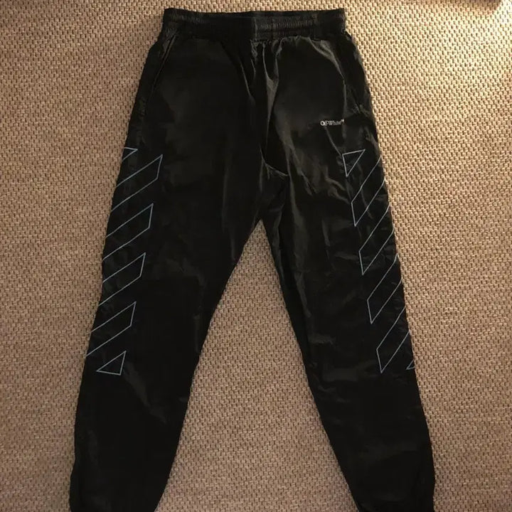 [BUNJANG] Off-White Black Training Pants (Size M) / 오프화이트 트레이닝 바지 M