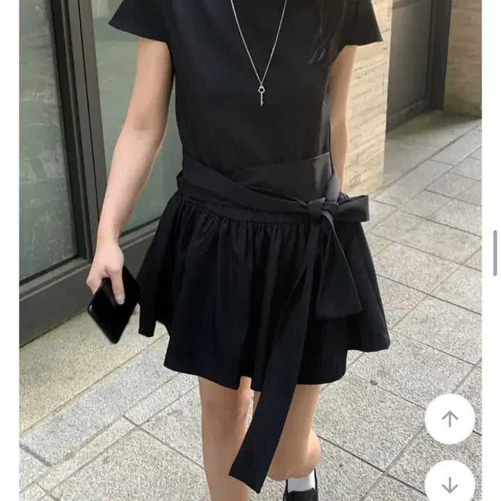 [BUNJANG] Black Mini Dress with Ribbon Detail / 블랙 미니 원피스