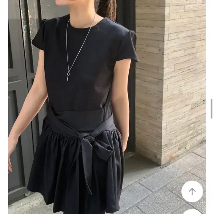 [BUNJANG] Black Mini Dress with Ribbon Detail / 블랙 미니 원피스