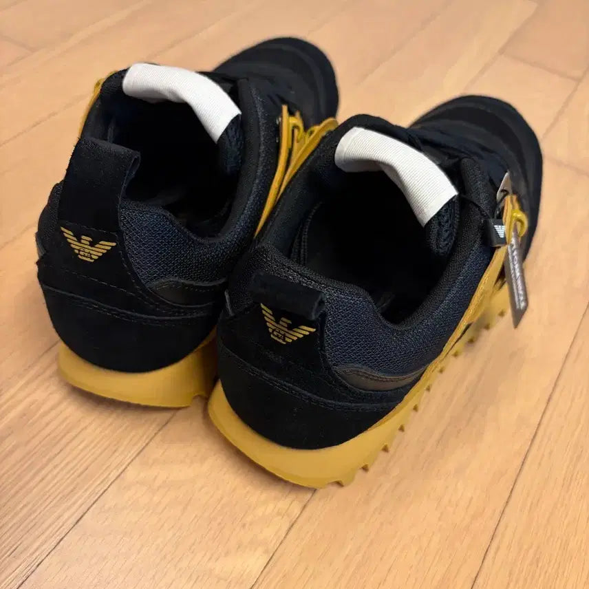 [BUNJANG] Emporio Armani Black Sneakers / 엠포리오 아르마니 블랙 스니커즈