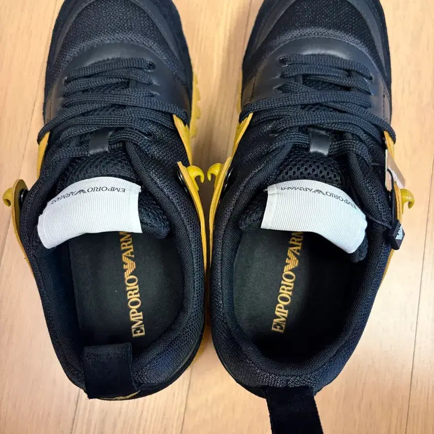 [BUNJANG] Emporio Armani Black Sneakers / 엠포리오 아르마니 블랙 스니커즈