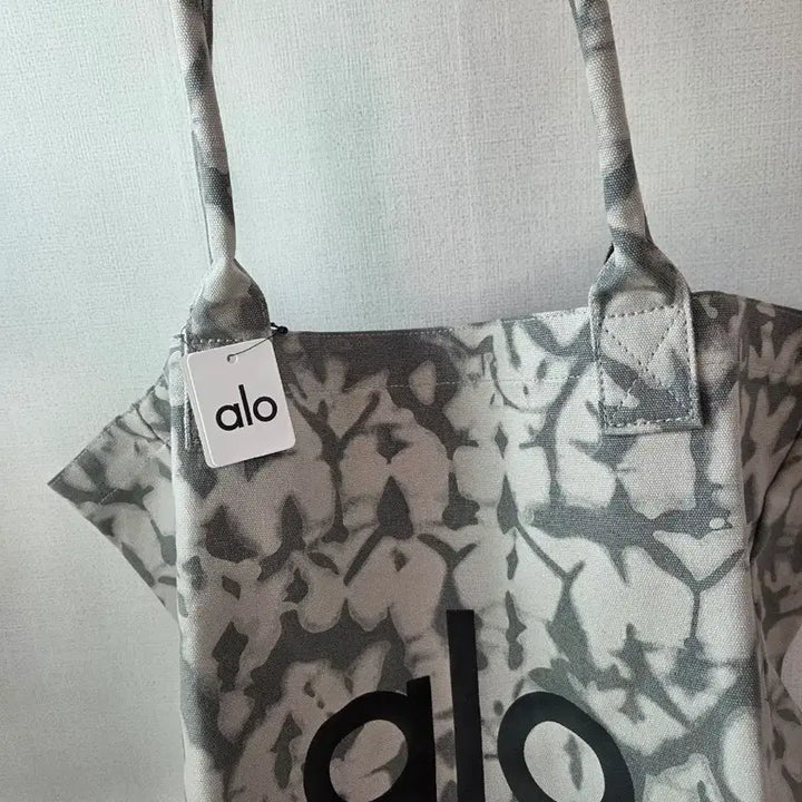 [BUNJANG] Alo Yoga Shopper Bag / 알로요가 쇼퍼백 공홈구매